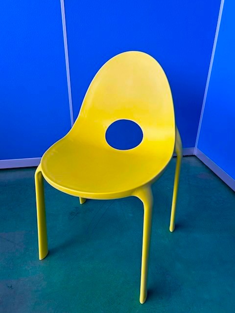 Infiniti　ドロップ　イエロー　ミーティングチェア［440］