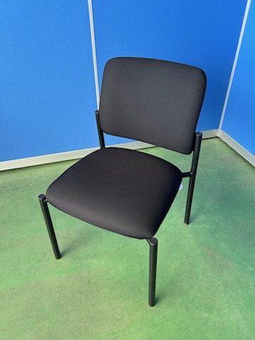 CLOVE　リネアチェア　ブラック　ミーティングチェア［445］