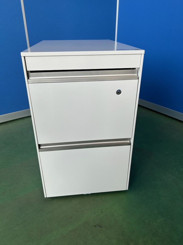 イトーキ　インクルード　３段　ホワイト　デスクワゴン［491］