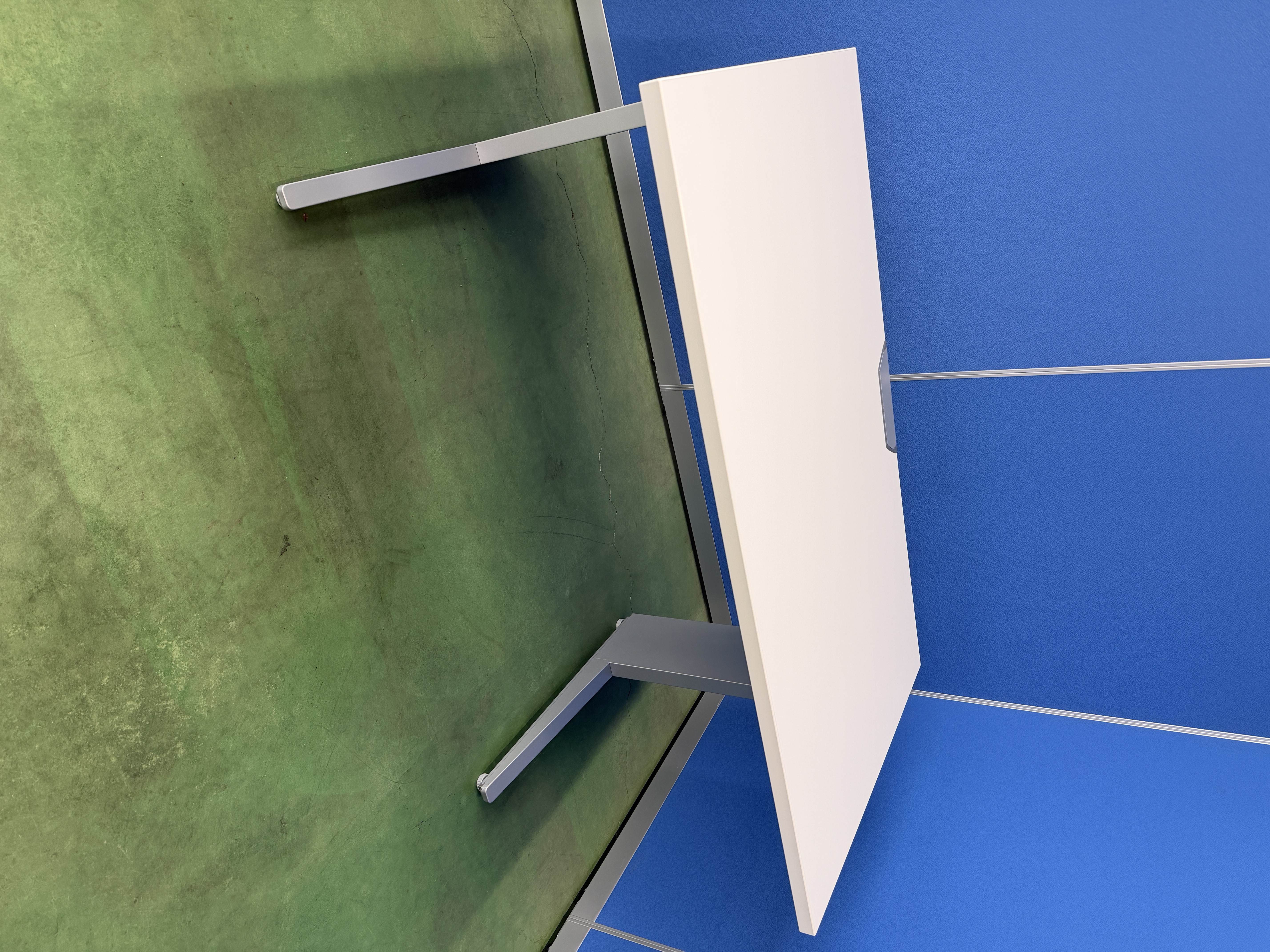 オカムラ　プロユニット　W1200　ホワイト　平机［523］