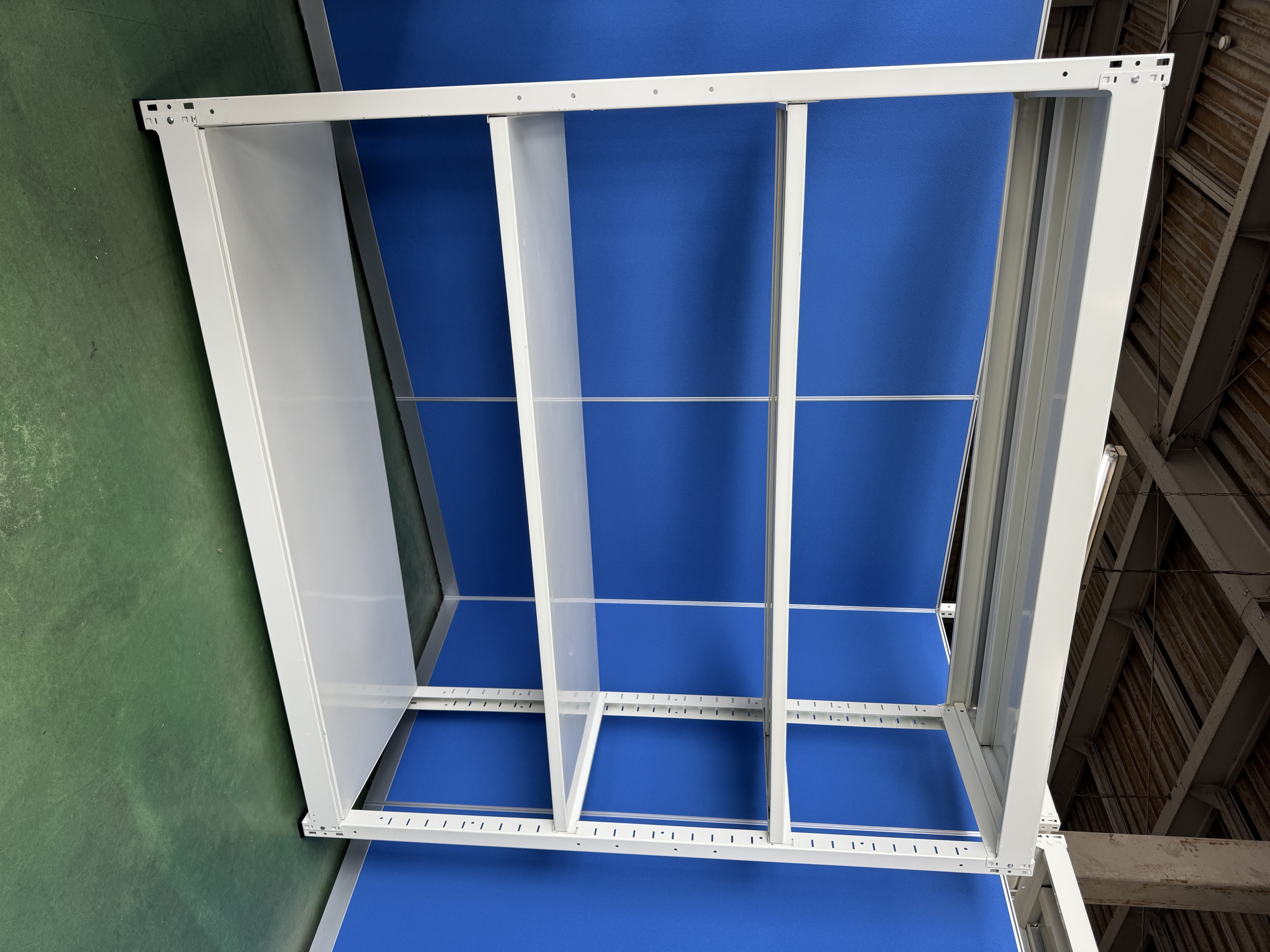 オカムラ　スチール棚　W1830×D610×H1880　天地4段