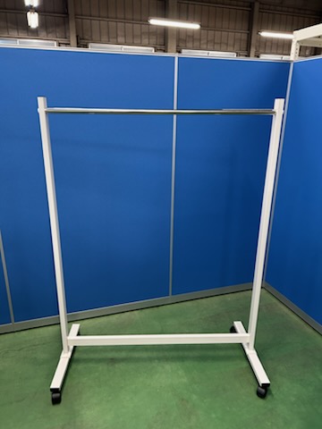 パイプハンガー　ホワイト　W1200×H1615