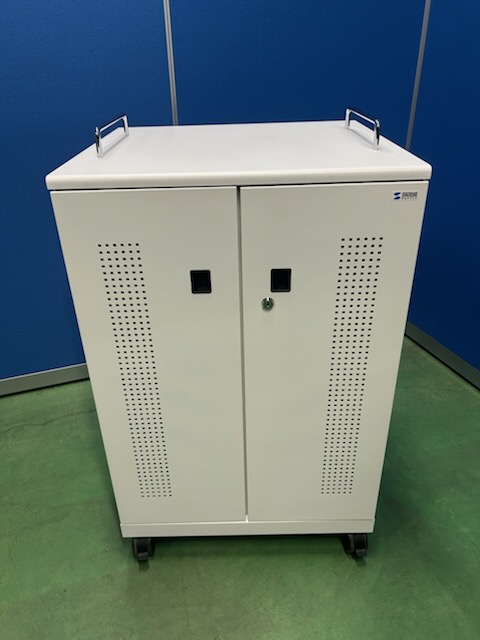 サンワサプライ　ノートパソコン収納キャビネット　ホワイト