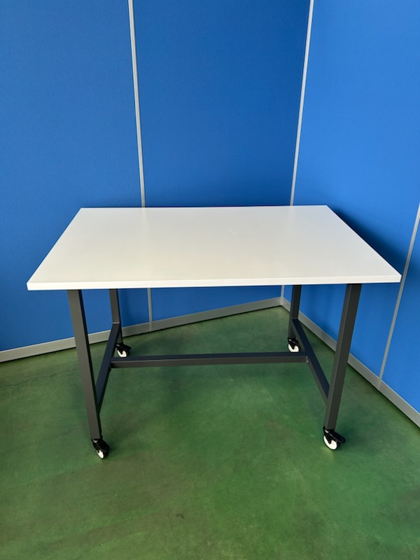 作業台　キャスター付　ホワイト　W1200×D800×H830