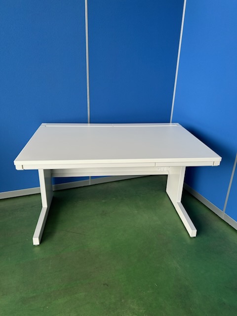 ウチダ　スカエナ　W1200　D800　ホワイト　平机